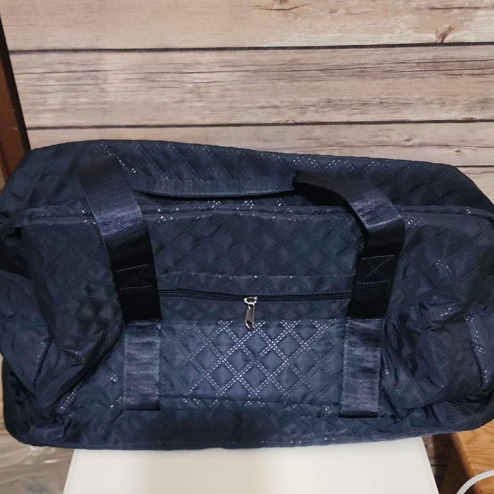 Zuomanni Quilted Navy Blue Duffel Bag - Picture 2 of 4